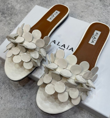 ШЛЕПКИ ALAIA фото