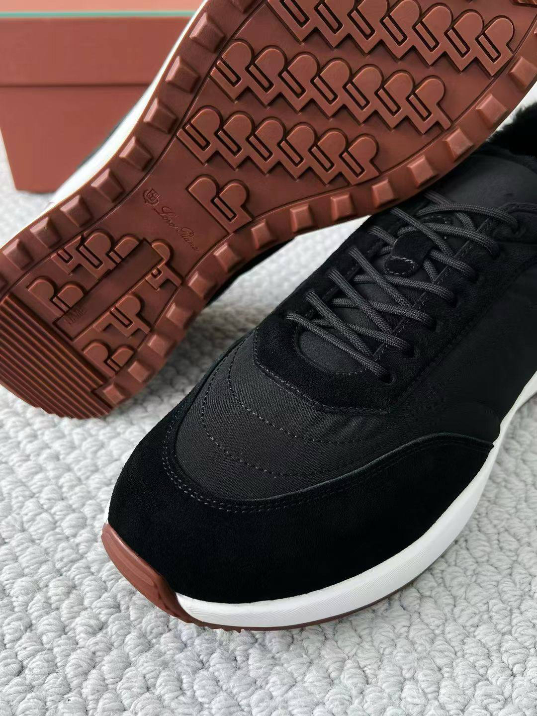 МУЖСКИЕ КРОССОВКИ LORO PIANA детальное фото