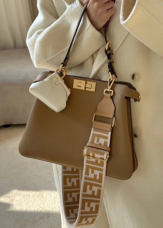 СУМКА FENDI фото