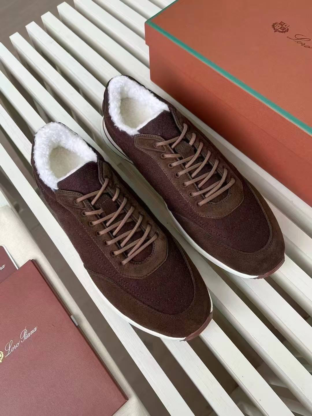 МУЖСКИЕ КРОССОВКИ LORO PIANA детальное фото