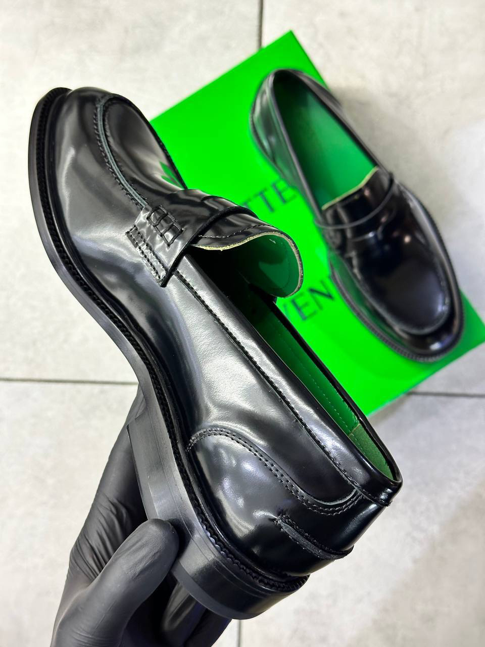 МУЖСКИЕ ЛОФЕРЫ BOTTEGA VENETA детальное фото