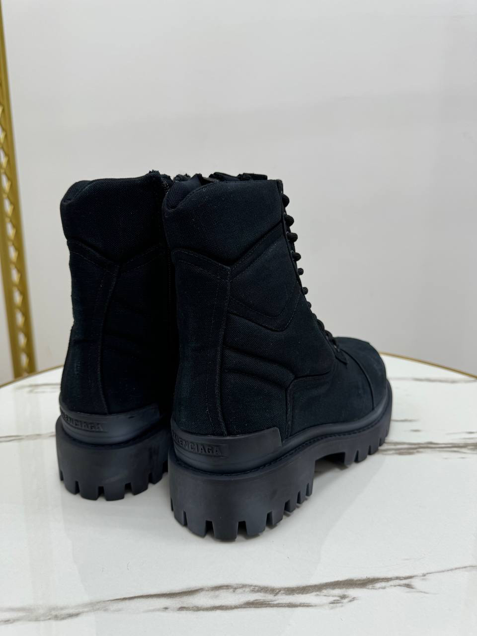 БОТИНКИ BALENCIAGA детальное фото