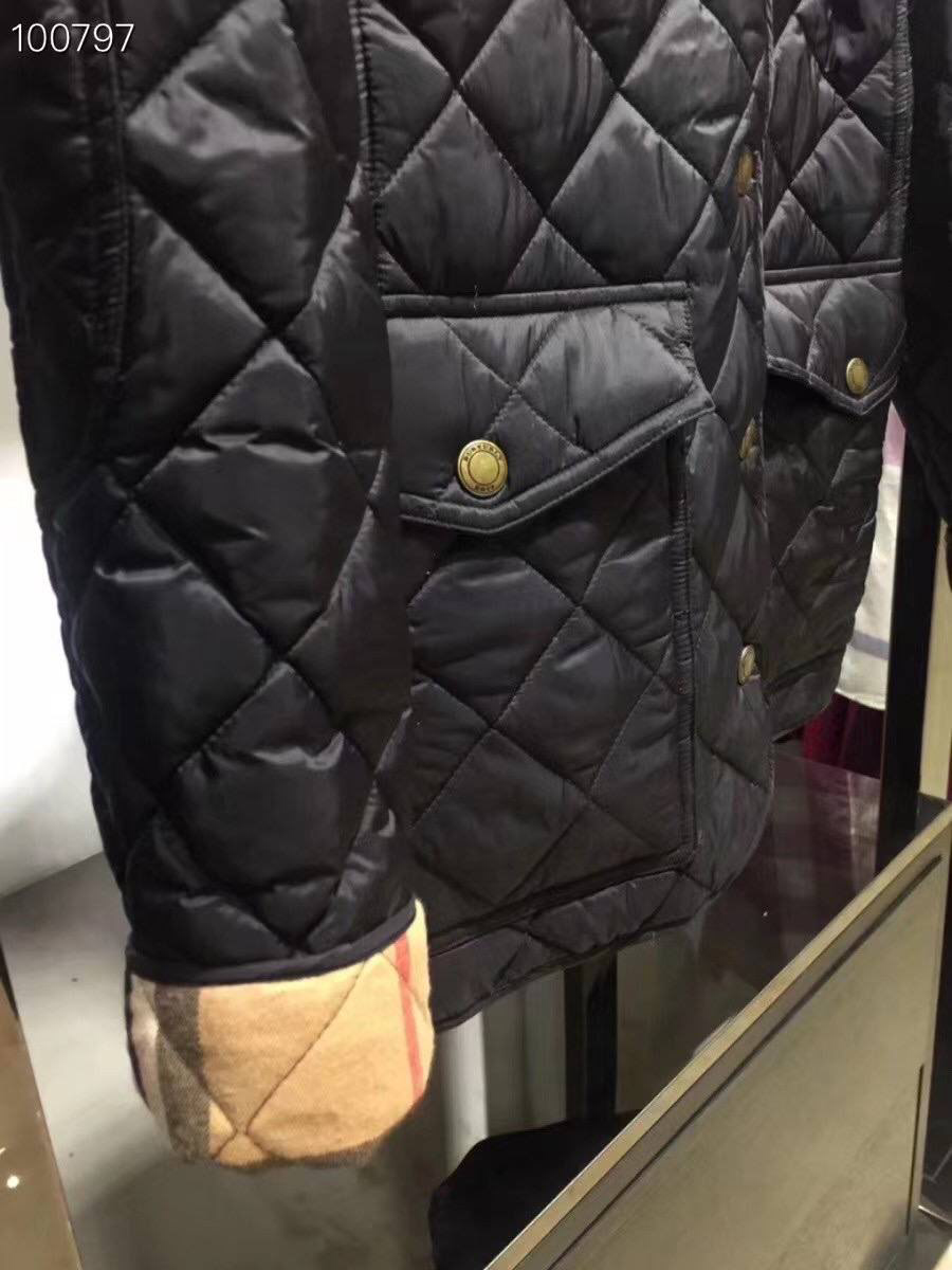 КУРТКА BURBERRY детальное фото