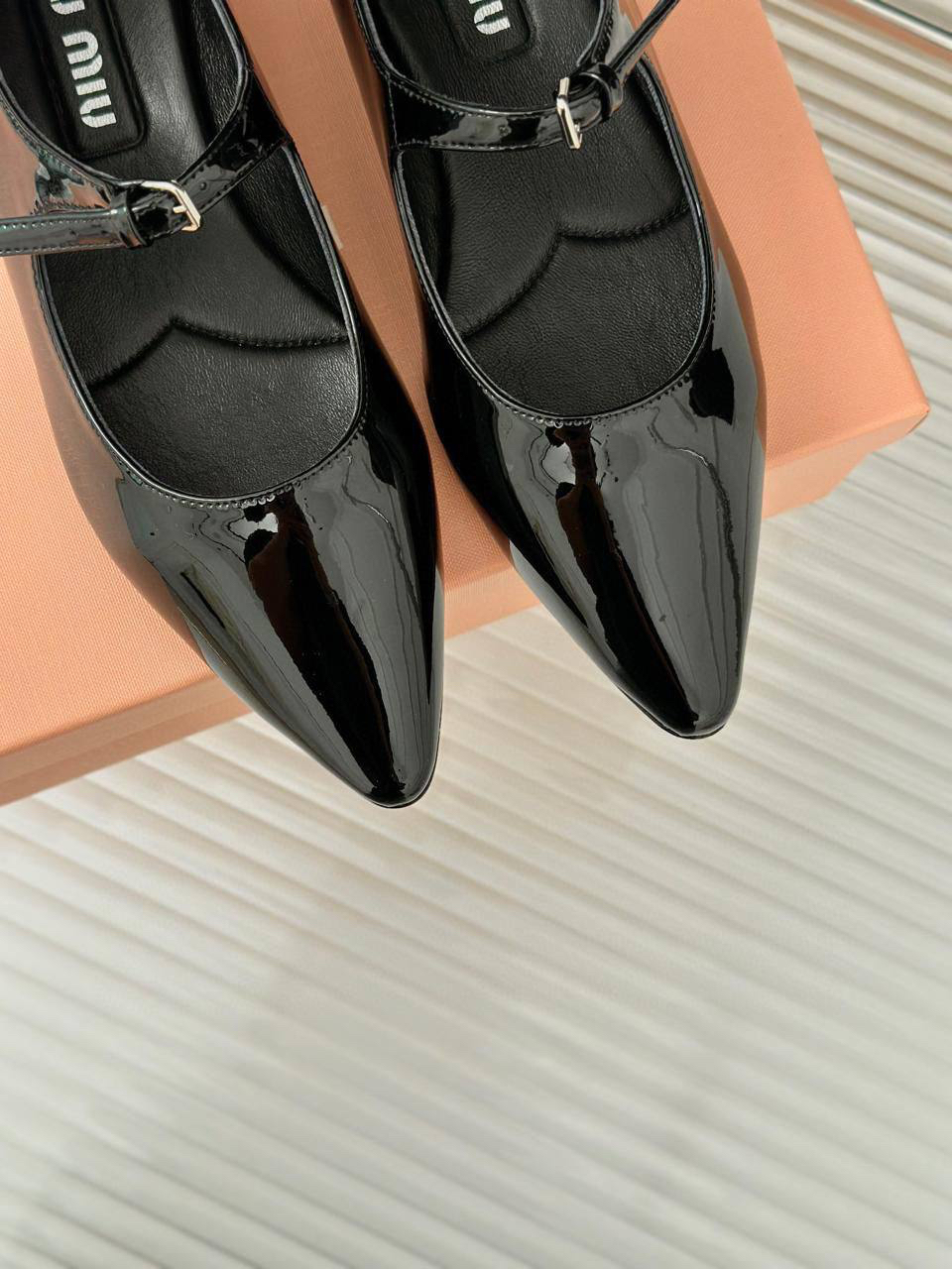 ТУФЛИ MIU MIU детальное фото