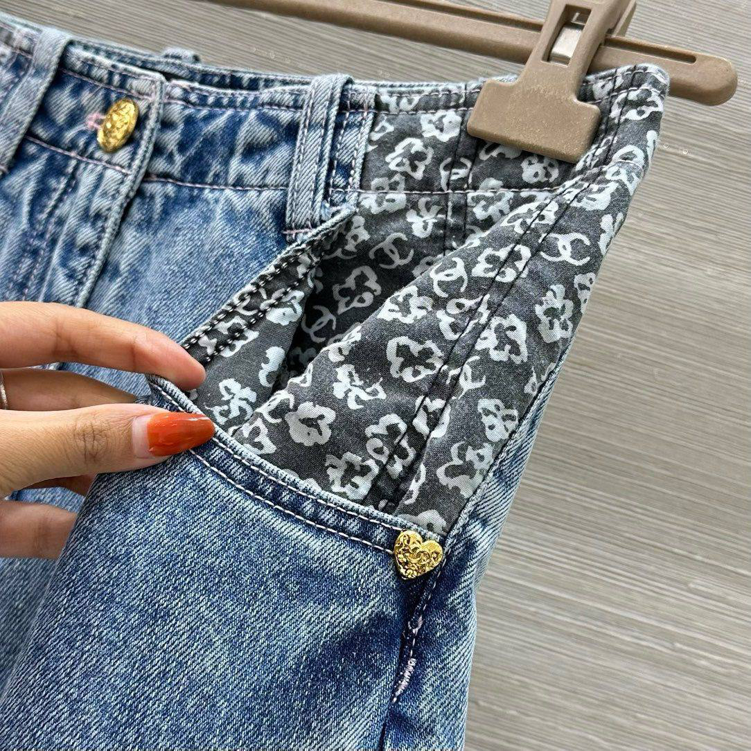 ДЖИНСЫ CHANEL детальное фото