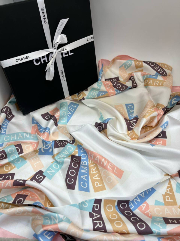 ПЛАТОК CHANEL фото