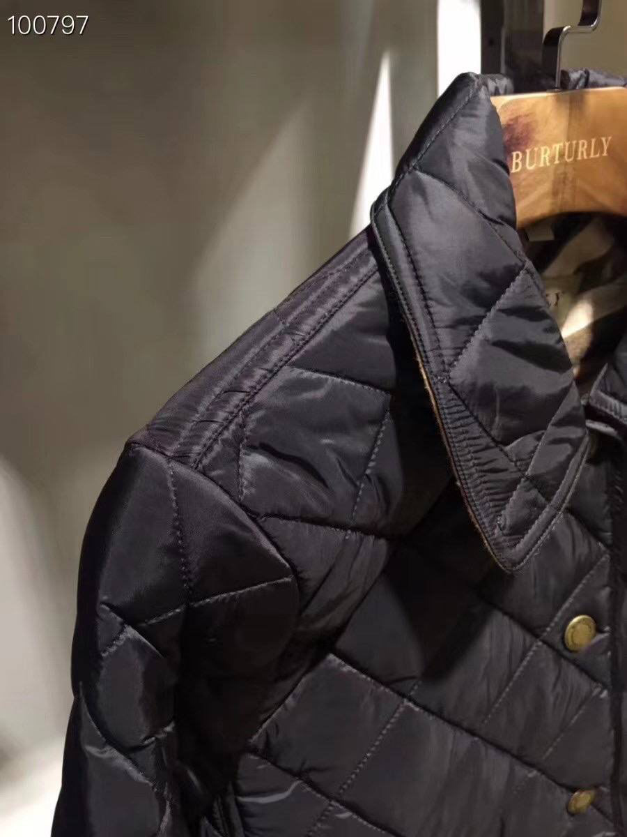 КУРТКА BURBERRY детальное фото