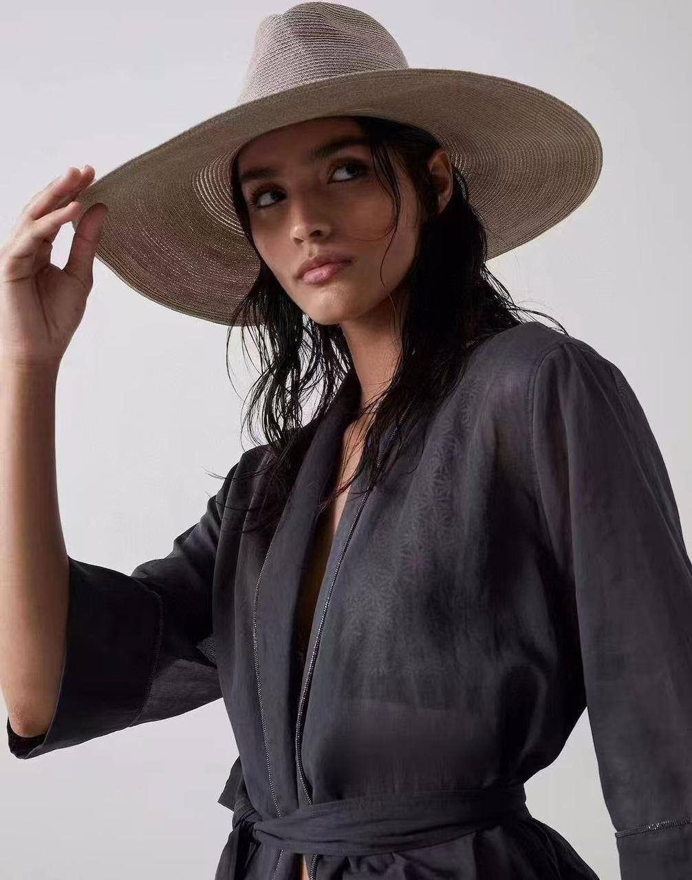 КОСТЮМ BRUNELLO CUCINELLI детальное фото