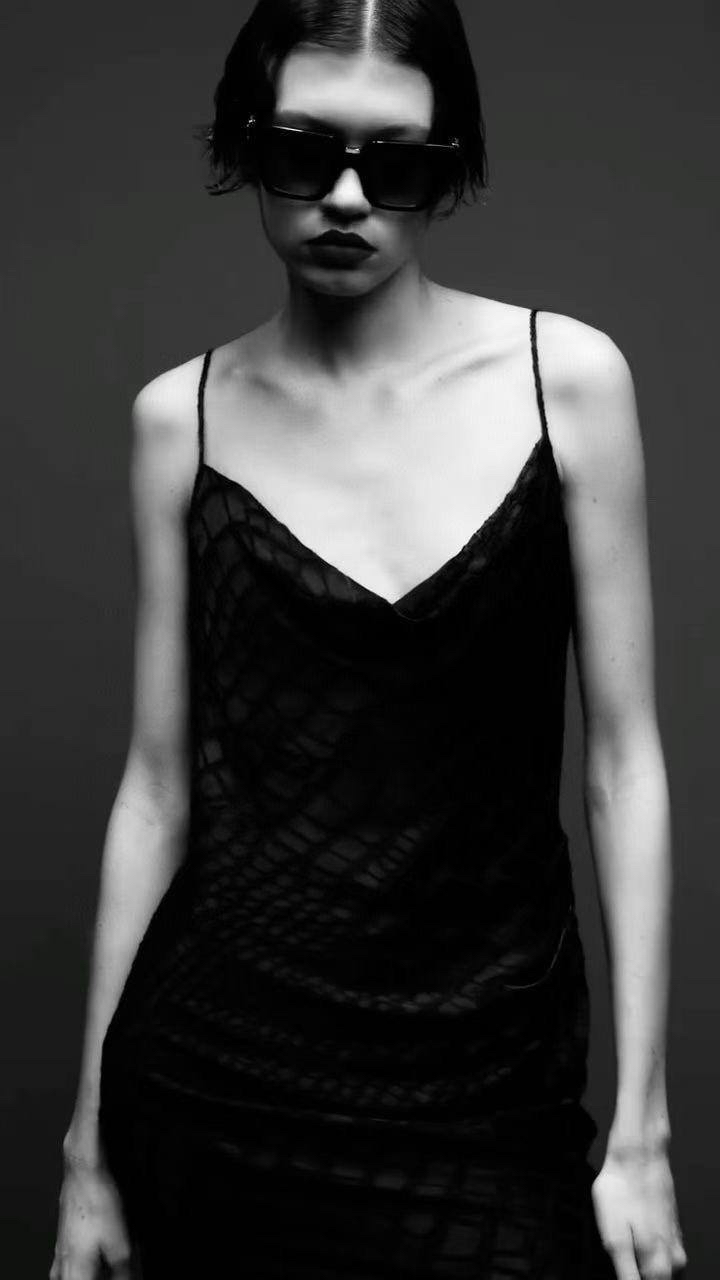 ПЛАТЬЕ SAINT LAURENT детальное фото