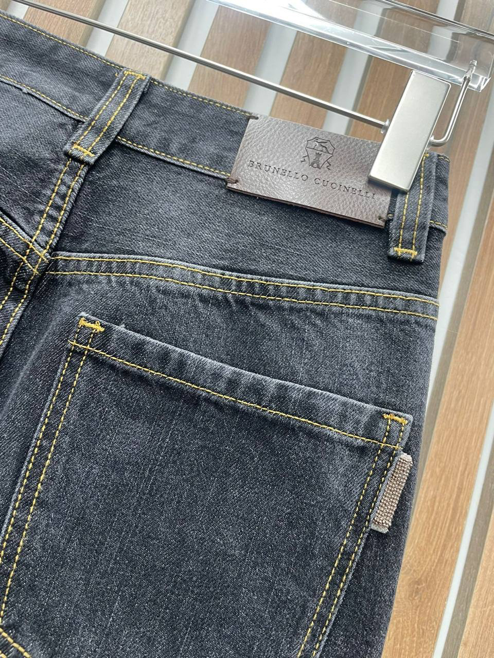 ДЖИНСЫ BRUNELLO CUCINELLI детальное фото