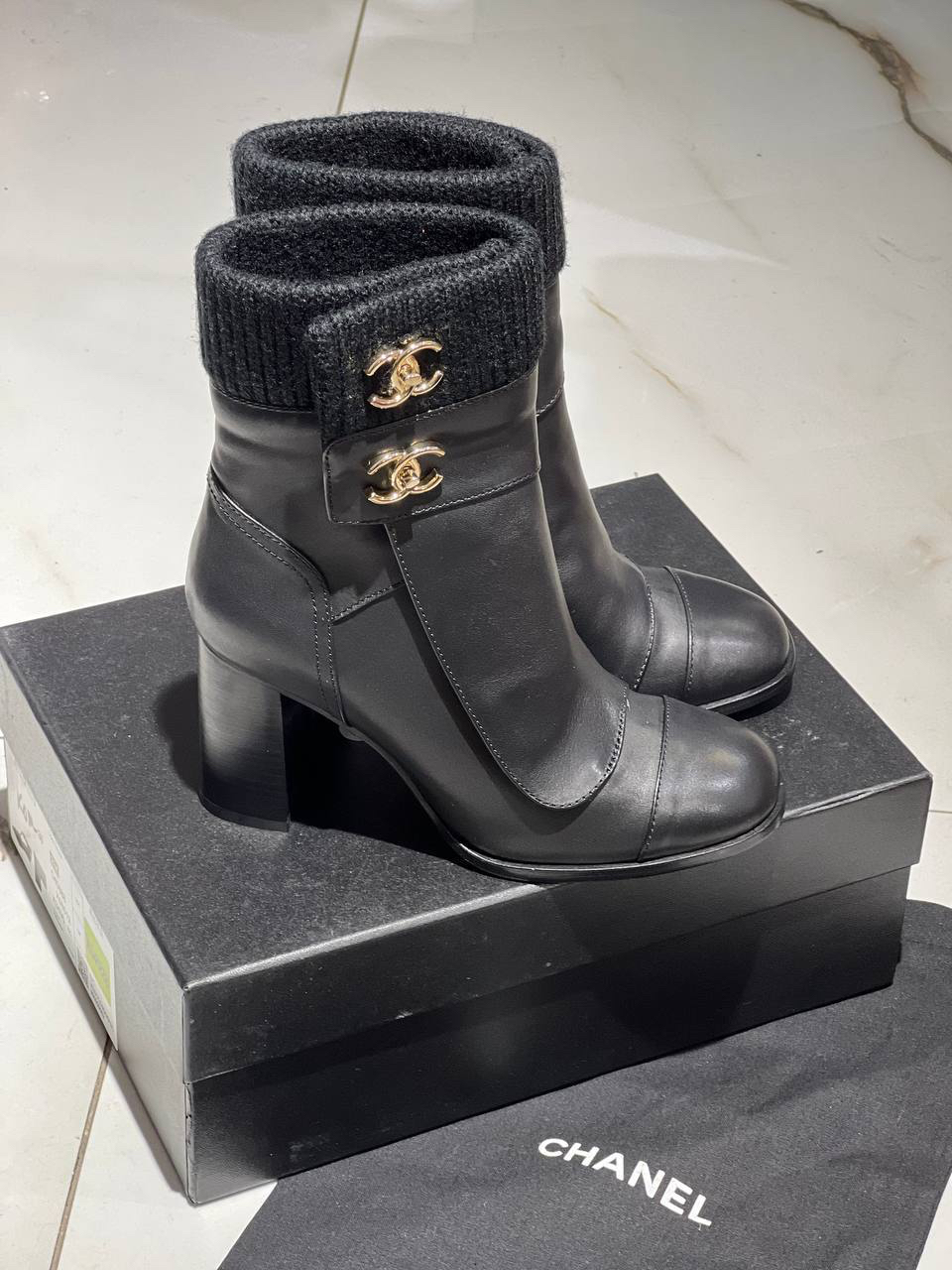 БОТИЛЬОНЫ CHANEL детальное фото