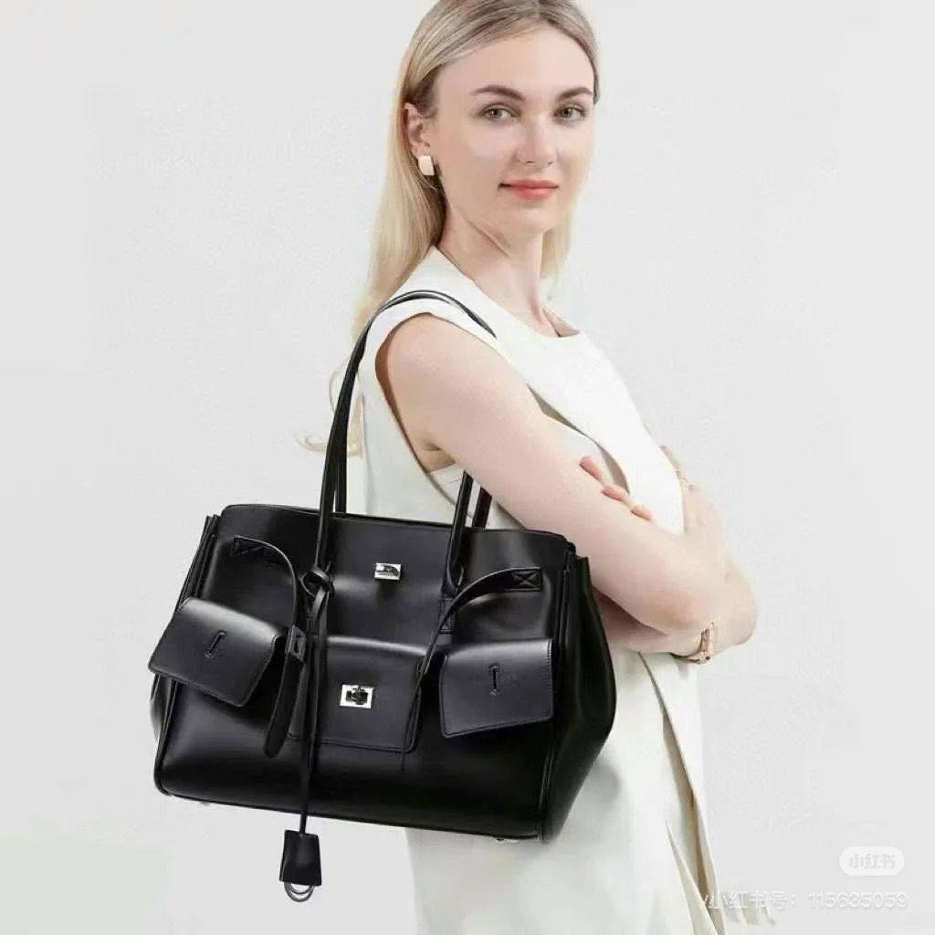 СУМКА BALENCIAGA детальное фото