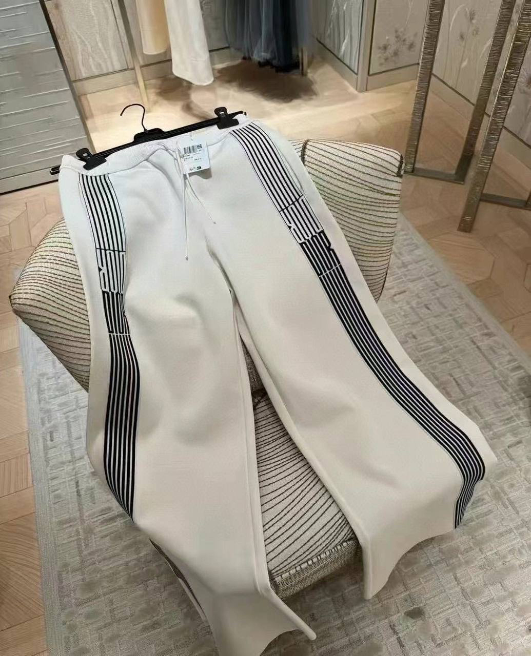 БРЮКИ CHRISTIAN DIOR детальное фото