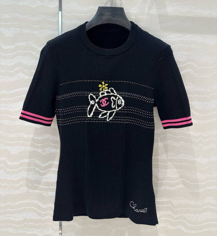 ФУТБОЛКА CHANEL фото