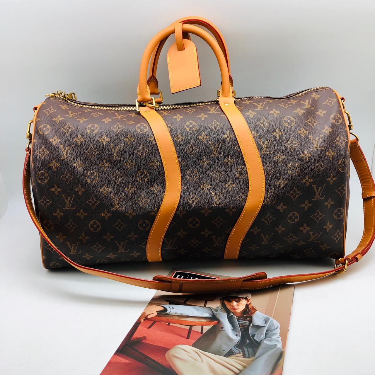 ДОРОЖНАЯ СУМКА LOUIS VUITTON детальное фото