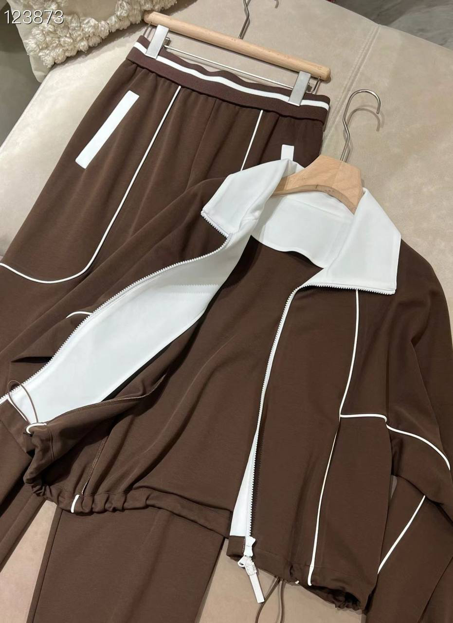 КОСТЮМ BRUNELLO CUCINELLI детальное фото