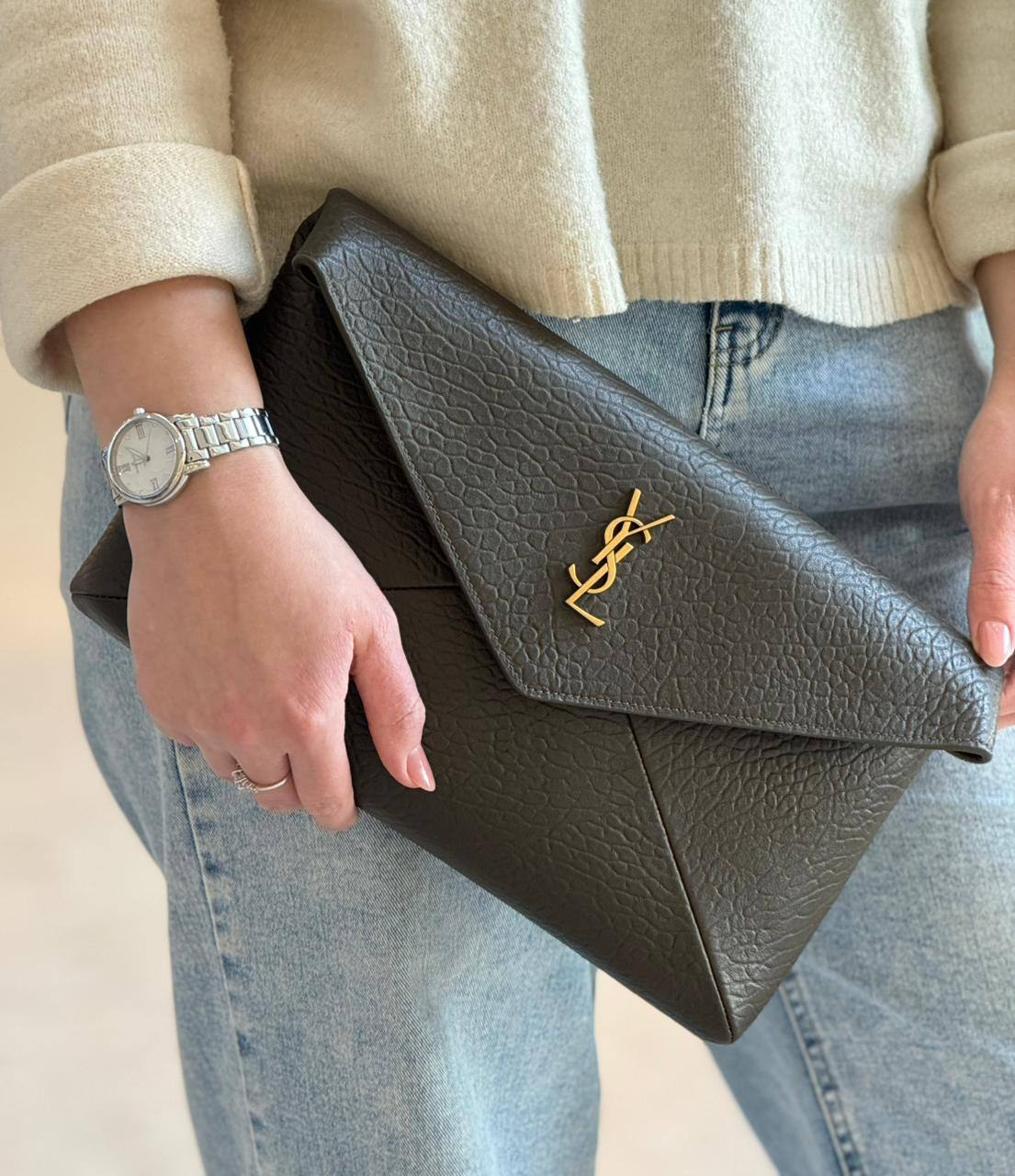 КЛАТЧ SAINT LAURENT детальное фото