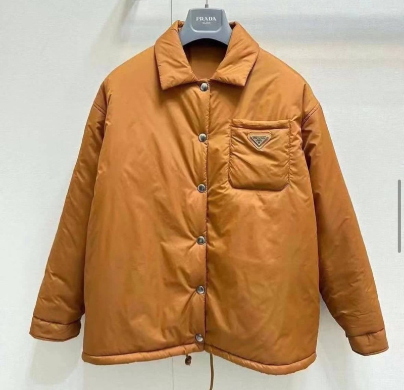 ПУХОВИК PRADA фото