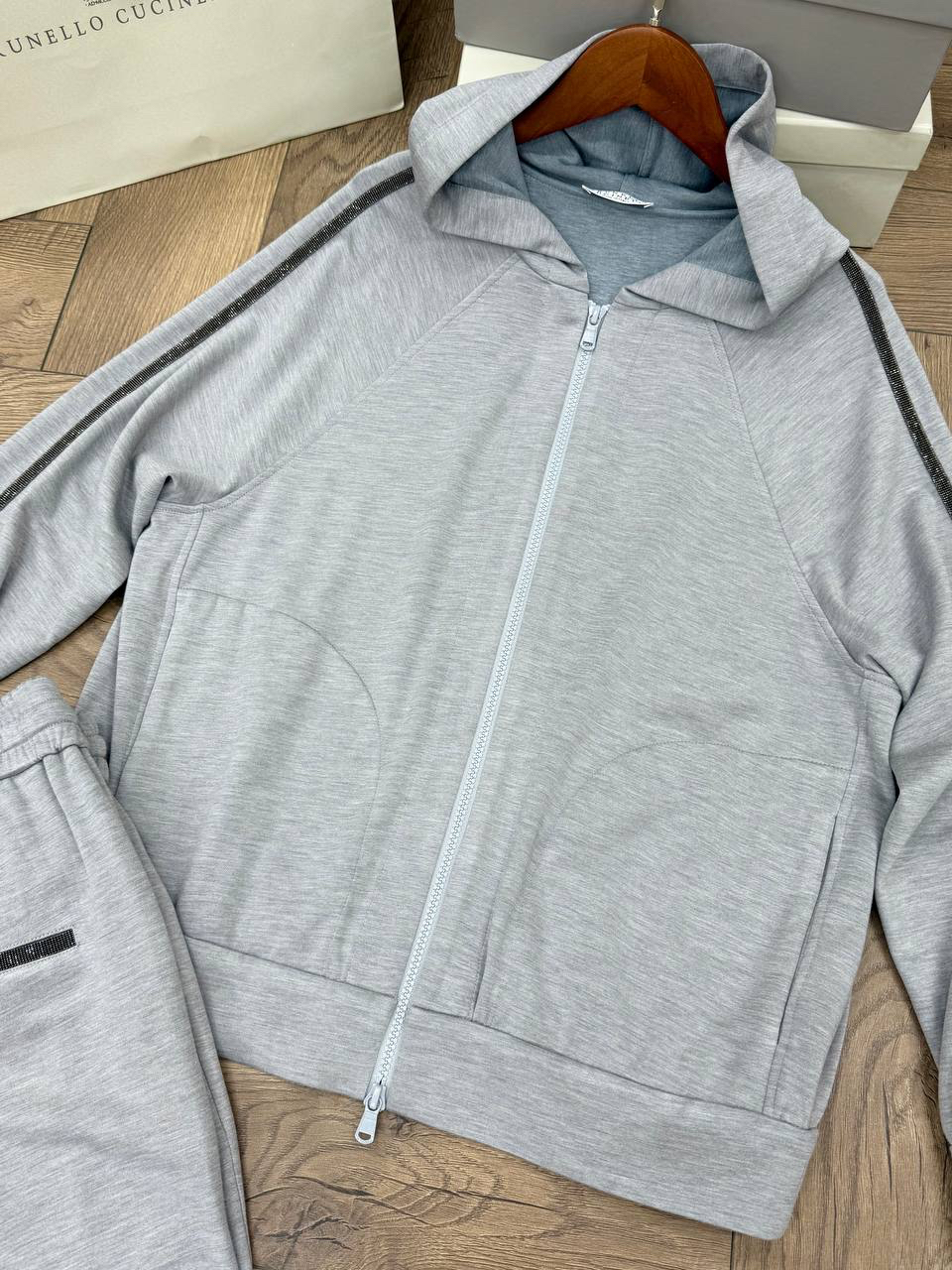 КОСТЮМ BRUNELLO CUCINELLI детальное фото
