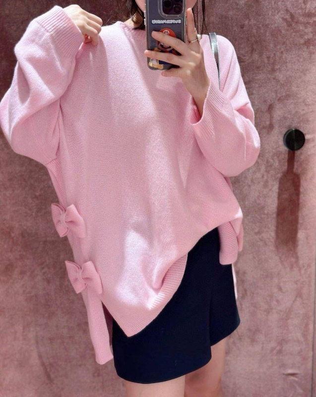 СВИТЕР VALENTINO фото