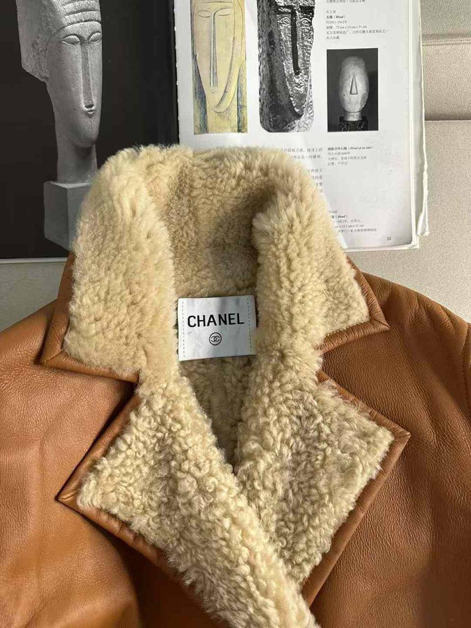 ДУБЛЕНКА CHANEL детальное фото