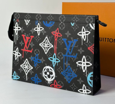 МУЖСКОЙ КЛАТЧ LOUIS VUITTON фото