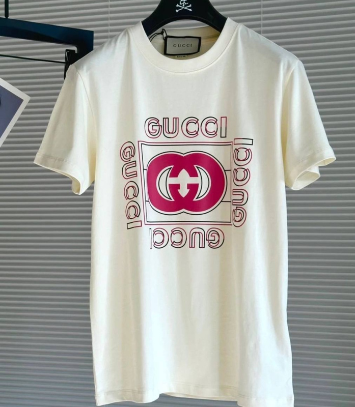 ФУТБОЛКА GUCCI фото