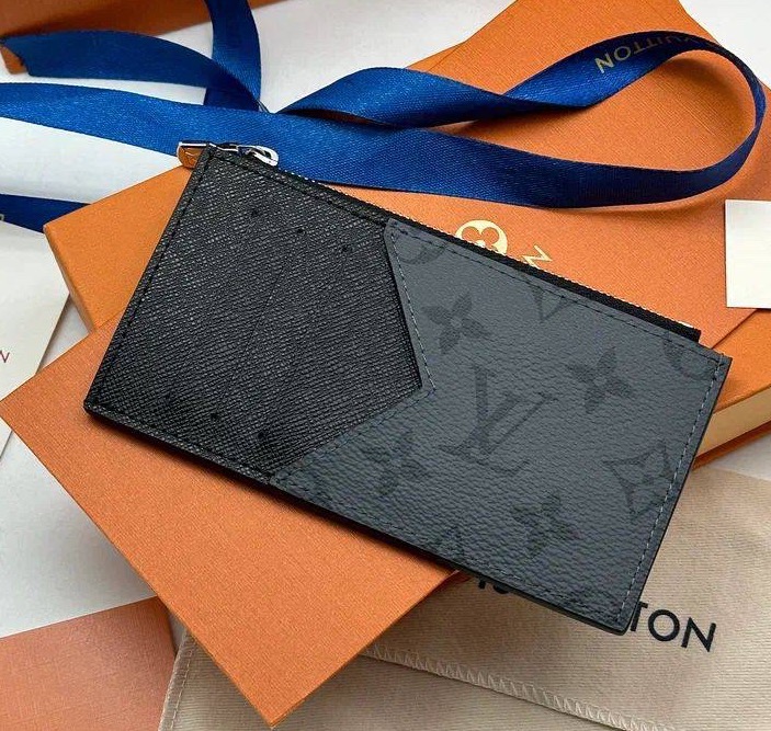 КАРТХОЛДЕР LOUIS VUITTON фото