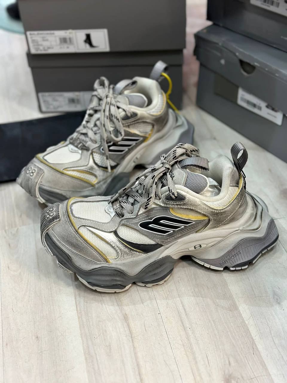 КРОССОВКИ BALENCIAGA детальное фото