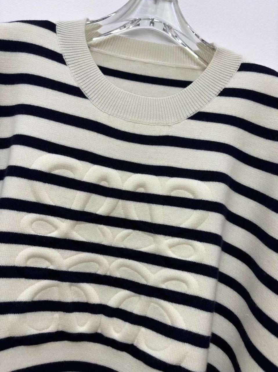 ЛОНГСЛИВ LOEWE детальное фото