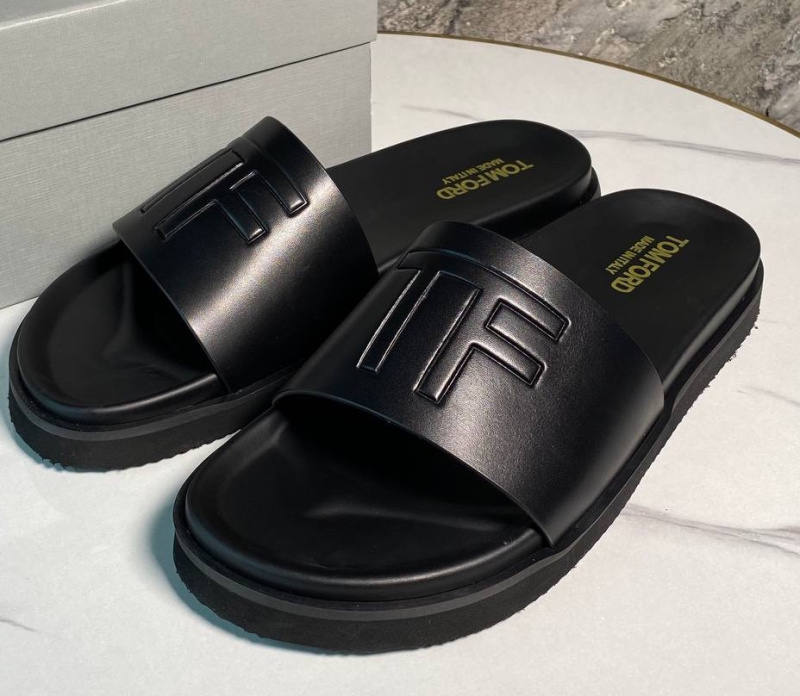 МУЖСКИЕ ШЛЕПКИ TOM FORD фото