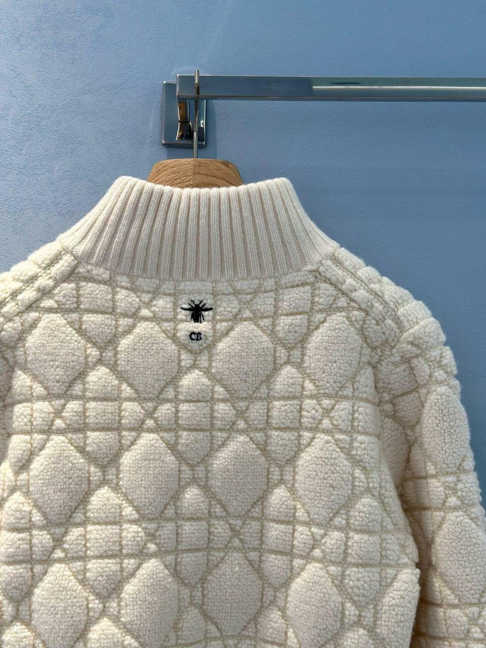 КАРДИГАН CHRISTIAN DIOR детальное фото