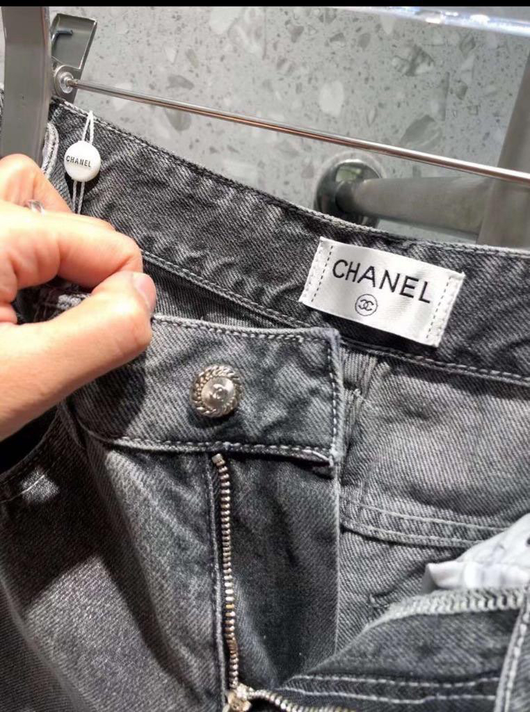 ДЖИНСЫ CHANEL детальное фото