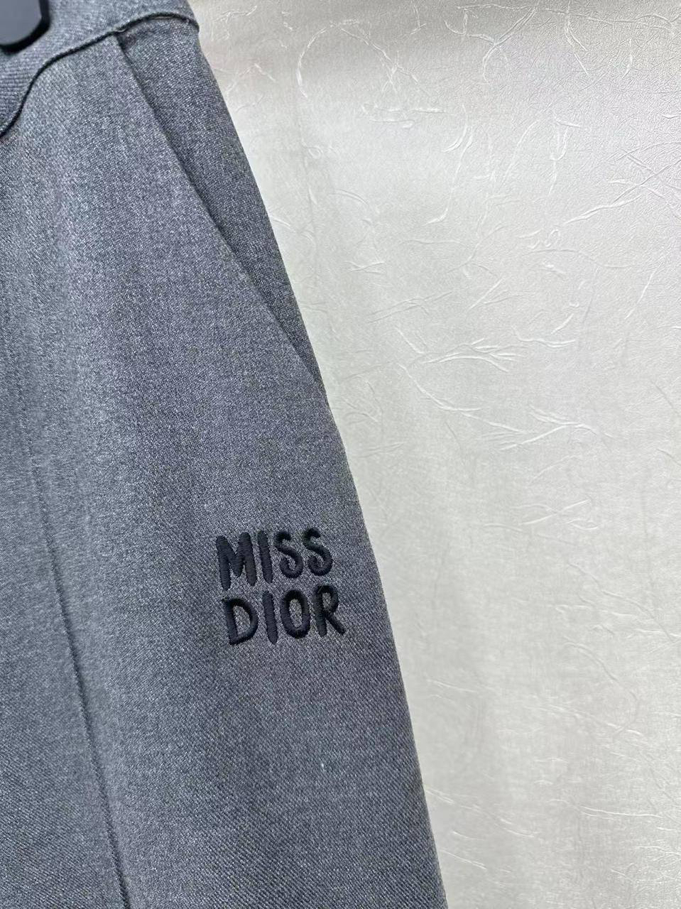 БРЮКИ CHRISTIAN DIOR детальное фото