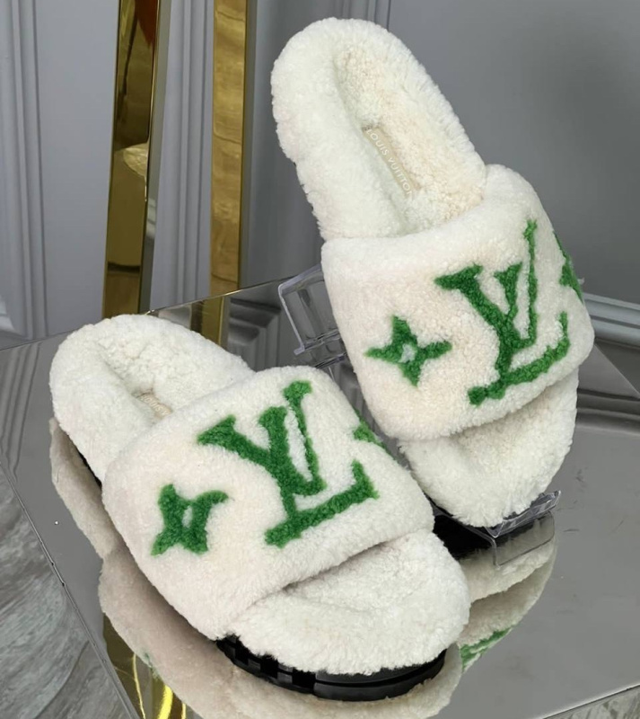 ТАПОЧКИ LOUIS VUITTON фото