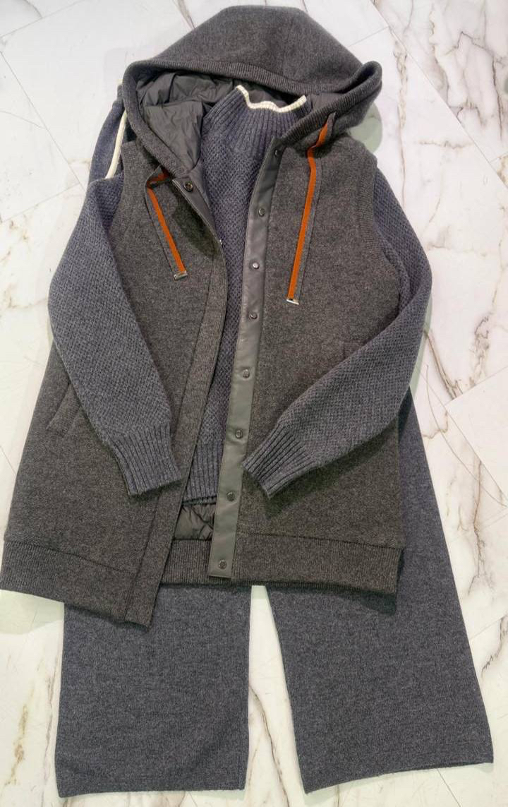 КОСТЮМ LORO PIANA детальное фото