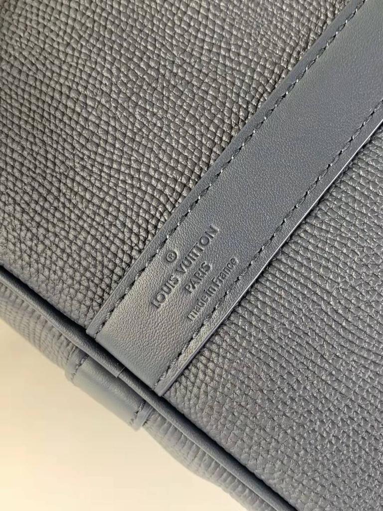 ДОРОЖНАЯ СУМКА LOUIS VUITTON детальное фото