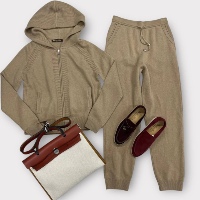 КОСТЮМ LORO PIANA фото