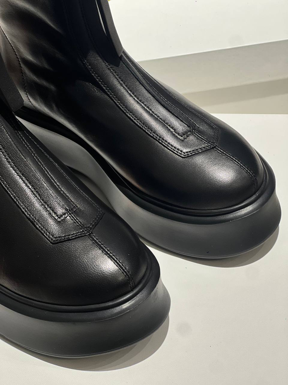 БОТИНКИ THE ROW детальное фото