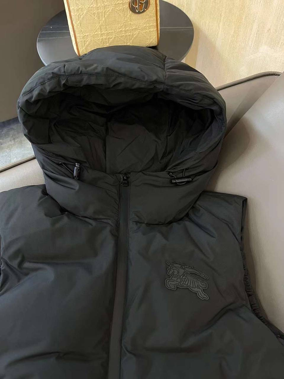 ЖИЛЕТ BURBERRY детальное фото