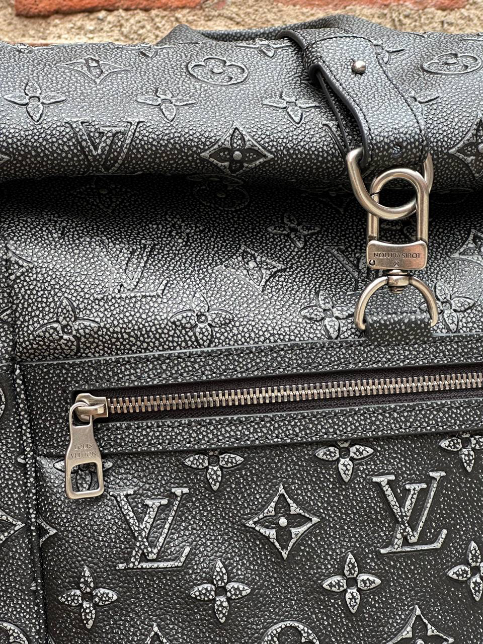 МУЖСКОЙ РЮКЗАК LOUIS VUITTON детальное фото