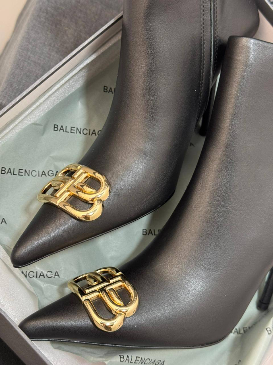 БОТИЛЬОНЫ BALENCIAGA детальное фото