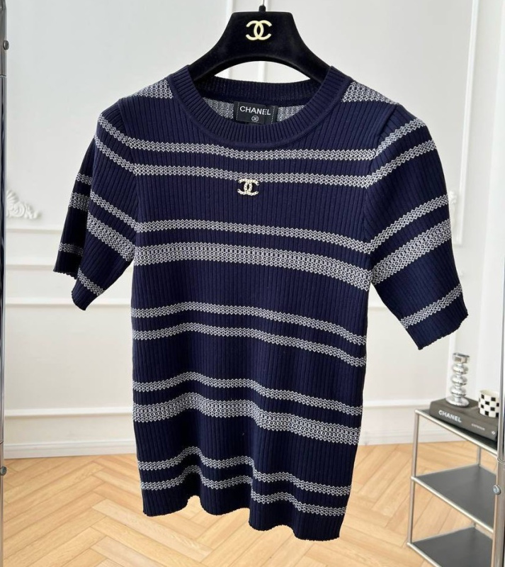 ФУТБОЛКА CHANEL фото