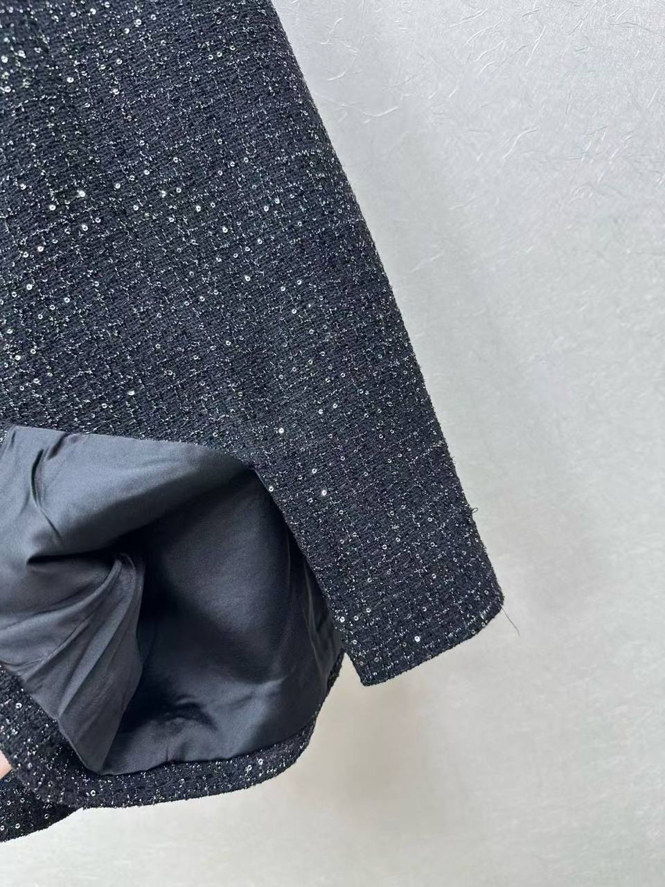 КОСТЮМ CHANEL детальное фото