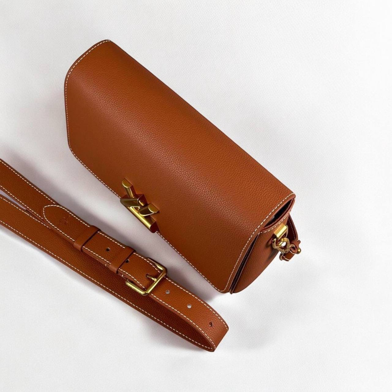 СУМКА LOUIS VUITTON детальное фото