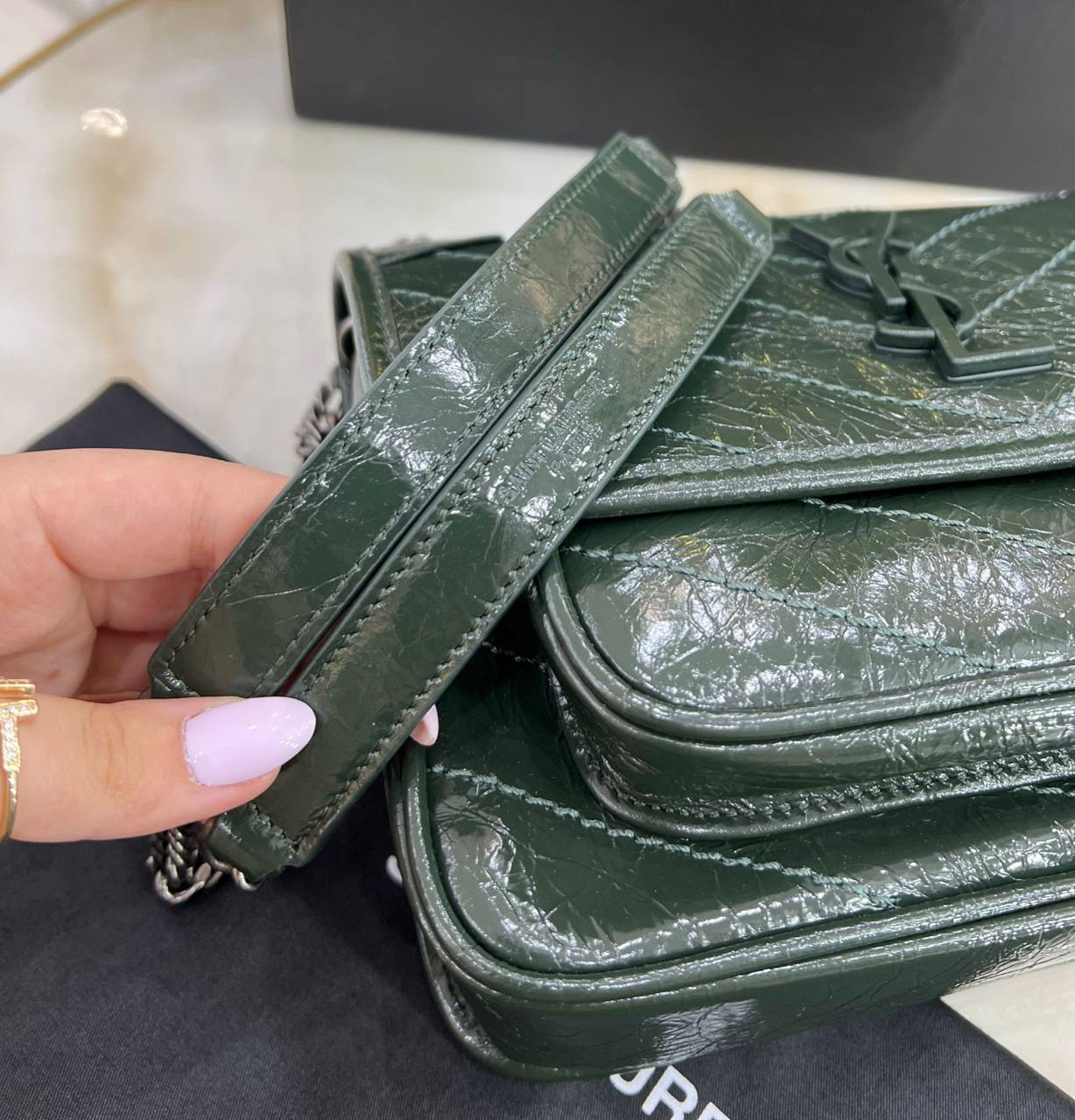 СУМКА SAINT LAURENT NIKI MEDIUM детальное фото