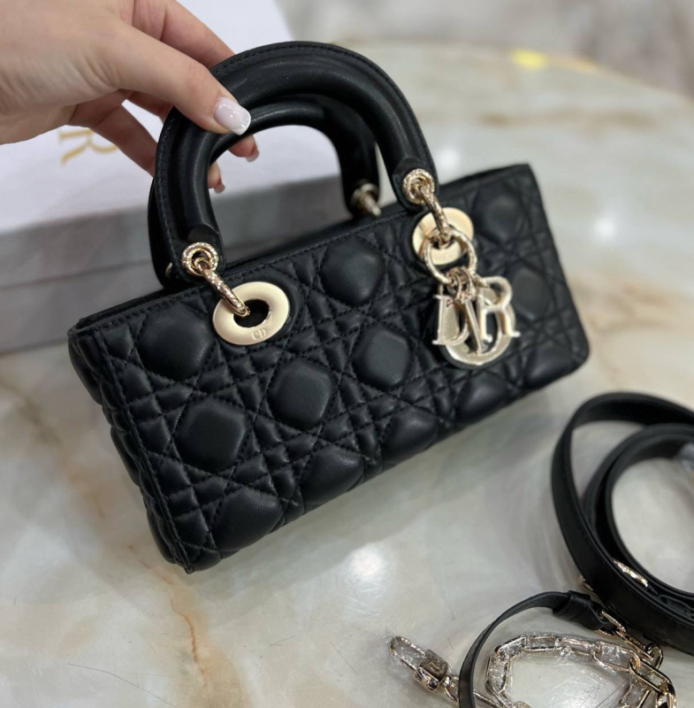 СУМКА CHRISTIAN DIOR LADY фото