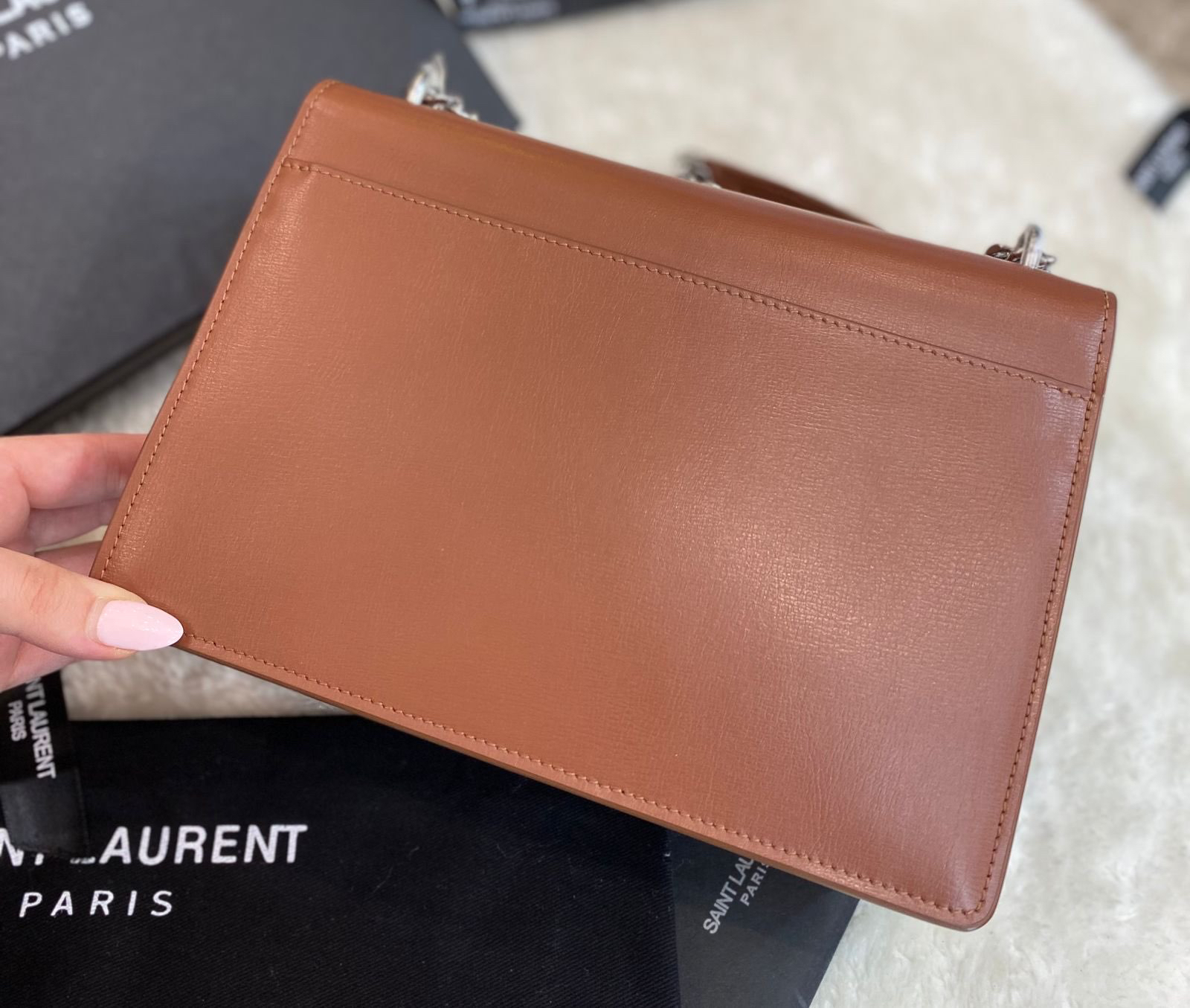 СУМКА SAINT LAURENT SUNSET MEDIUM детальное фото