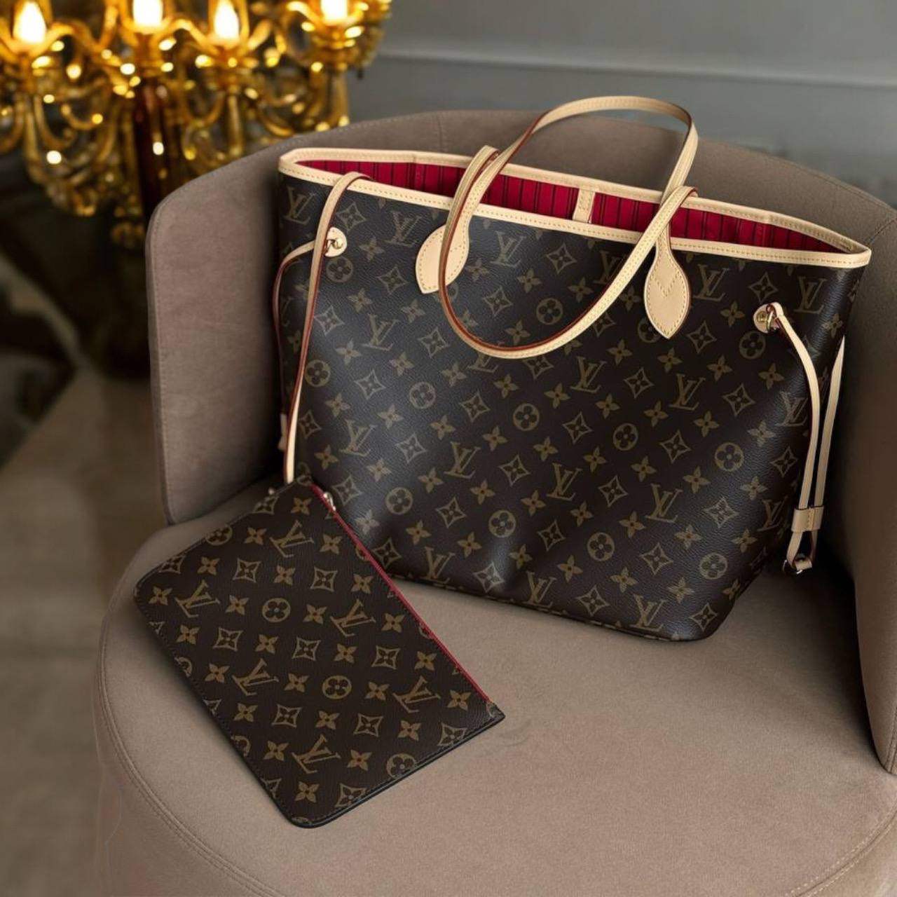 СУМКА LOUIS VUITTON NEVERFULL детальное фото