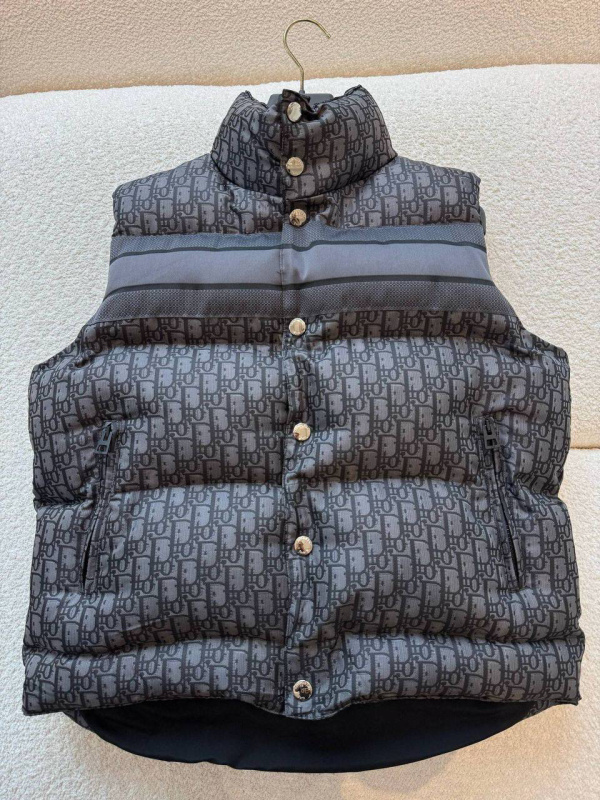 ЖИЛЕТ CHRISTIAN DIOR фото